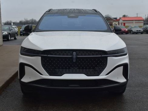 Used 2024 Lincoln Nautilus Reserve w/ Equipment Group 202A image 14