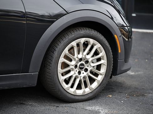 Used 2025 MINI Cooper S image 5