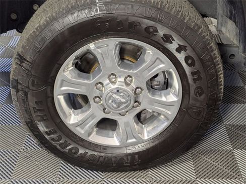 Used 2024 RAM 2500 Big Horn w/ Bed Utility Group image 8