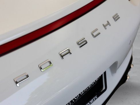Used 2018 Porsche 911 Targa 4S AWD/4WD image 9