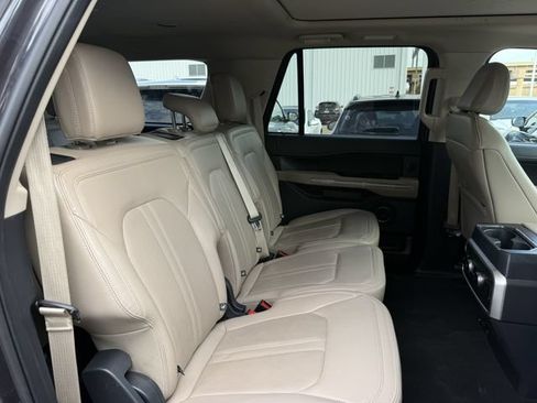 Used 2024 Ford Expedition Max Limited RWD image 34