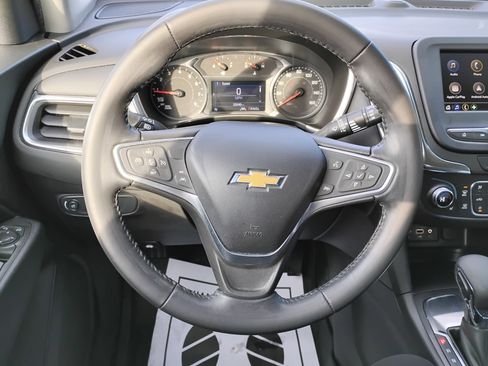Used 2022 Chevrolet Equinox LT image 9