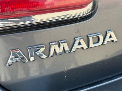 Used 2018 Nissan Armada SL w/ Moonroof Package AWD/4WD image 11