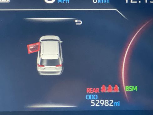 Used 2024 Toyota RAV4 XLE image 38