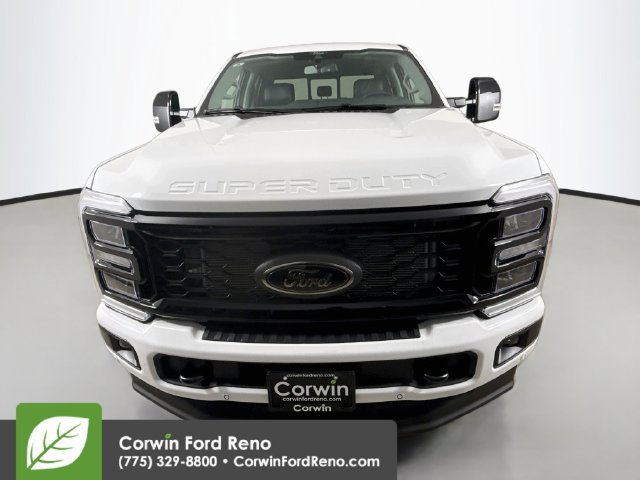 New 2026 Ford F350 Lariat w/ Black Appearance Package AWD/4WD image 2