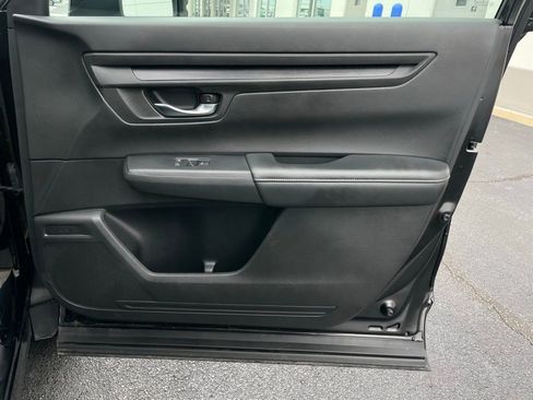 Certified 2024 Honda CR-V EX image 29