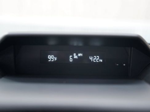 Used 2020 Subaru Forester AWD/4WD image 19