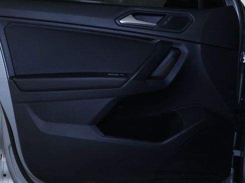 Used 2021 Volkswagen Tiguan SE R-Line w/ 3rd Row Seat Package image 14