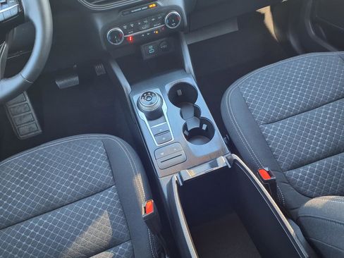 Certified 2023 Ford Escape Active image 9