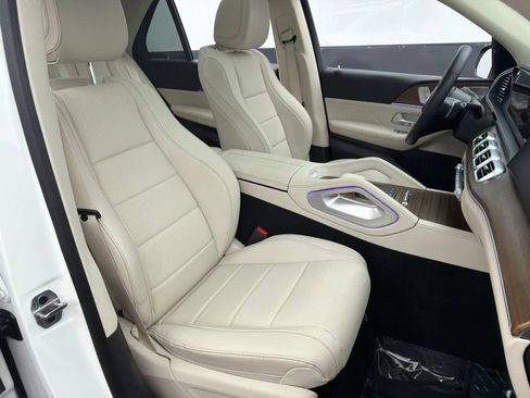 Used 2024 Mercedes-Benz GLE 450 4MATIC image 28