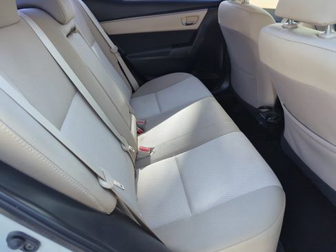 Used 2016 Toyota Corolla LE image 28