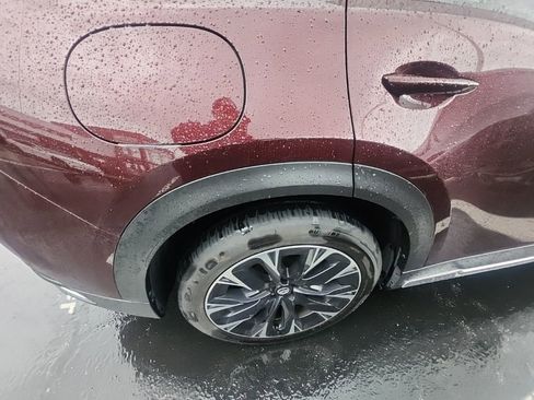 Used 2024 MAZDA CX-90 Plug-In Hybrid w/ Premium Plus AWD/4WD image 9
