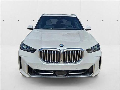 New 2026 BMW X5 xDrive40i image 2