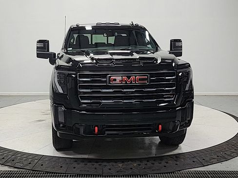 Used 2024 GMC Sierra 2500 AT4 w/ Max Trailering Package AWD/4WD image 3