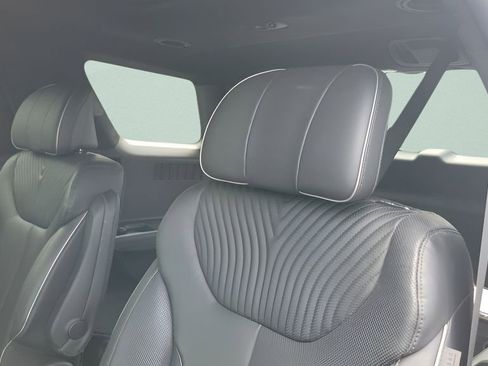Used 2024 Hyundai Palisade Calligraphy FWD image 10