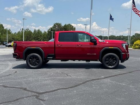 Used 2026 GMC Sierra 2500 AT4 AWD/4WD image 2
