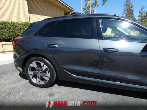 Used 2021 Audi e-tron Premium w/ Convenience Plus Package AWD/4WD image 7