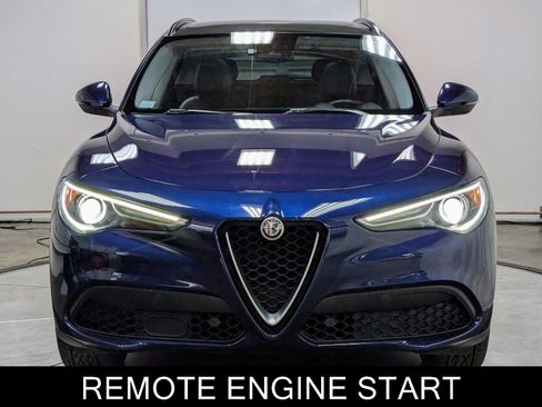 Used 2018 Alfa Romeo Stelvio Sport w/ Quick Order Package 22J Sport AWD/4WD image 3