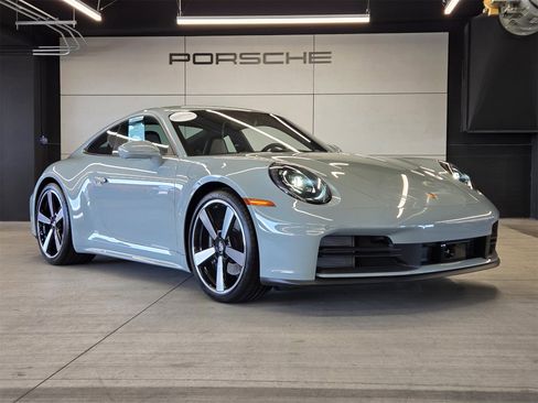 Certified 2025 Porsche 911 Carrera image 27