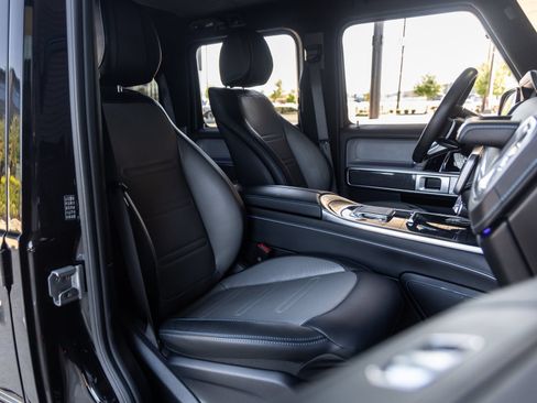 Used 2025 Mercedes-Benz G 580 w/ EQ Technology image 42