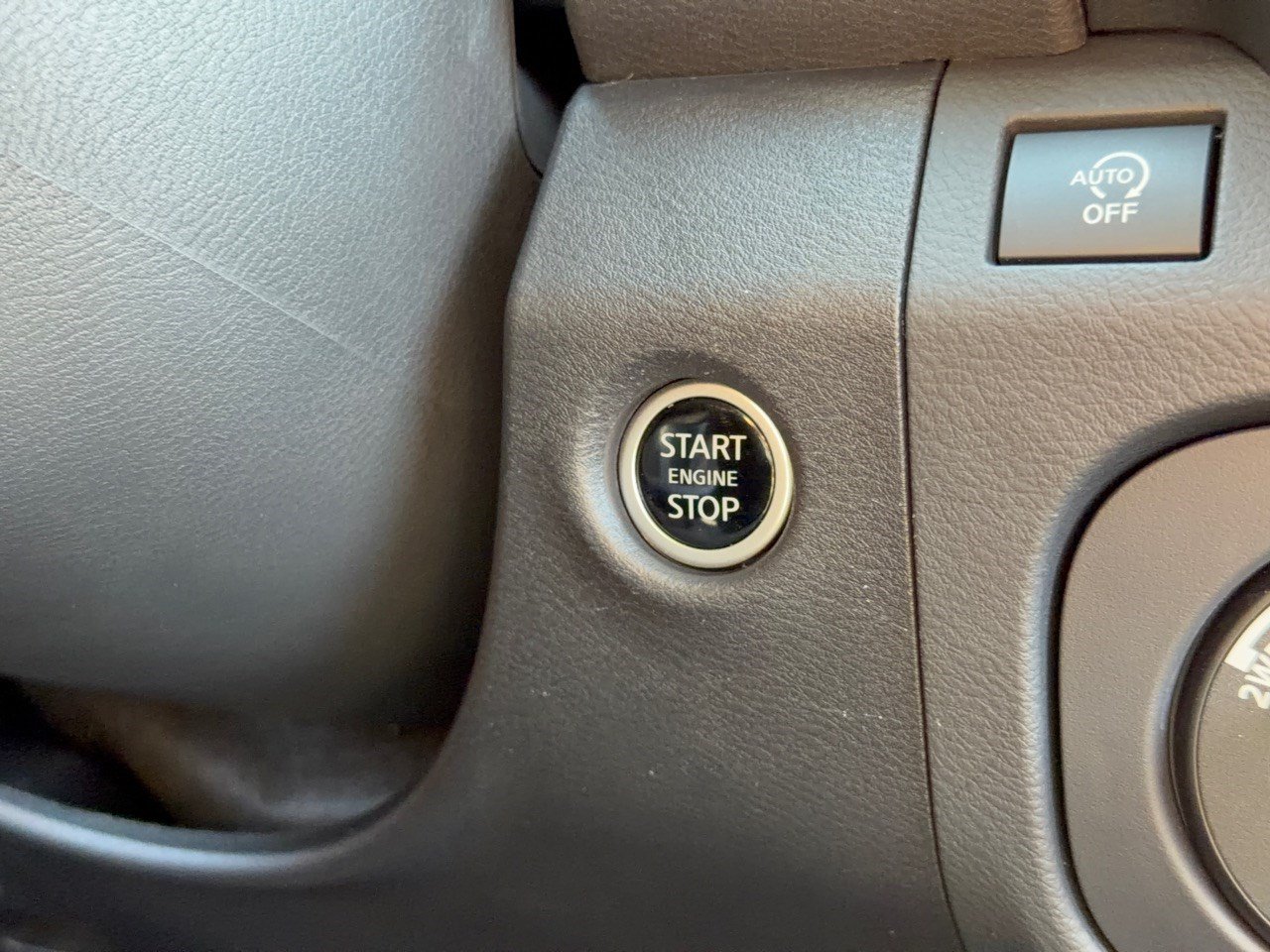 Certified 2025 Nissan Frontier PRO-4X AWD/4WD image 24