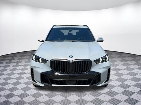 Certified 2026 BMW X5 xDrive40i w/ Executive Package AWD/4WD image 6