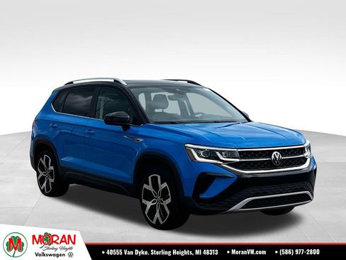 Used 2023 Volkswagen Taos SEL AWD/4WD image 6