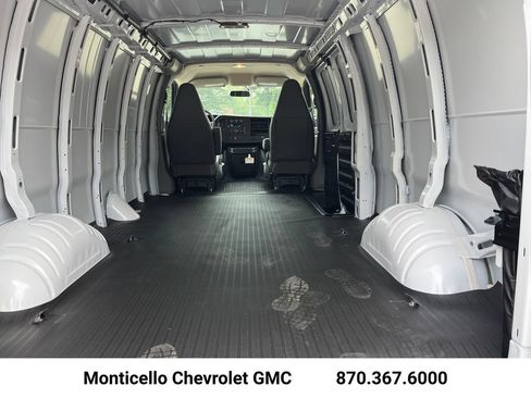 New 2026 Chevrolet Express 2500 Extended w/ Driver Convenience Package RWD image 27