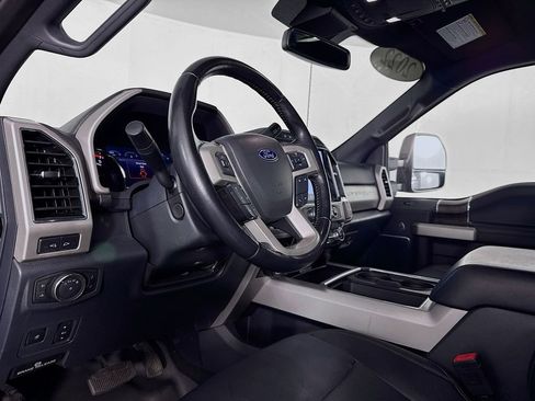 Used 2022 Ford F250 Lariat w/ Lariat Ultimate Package image 15