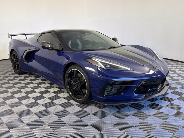 Used 2025 Chevrolet Corvette Stingray Premium Conv w/ Z51 Performance Package RWD image 4
