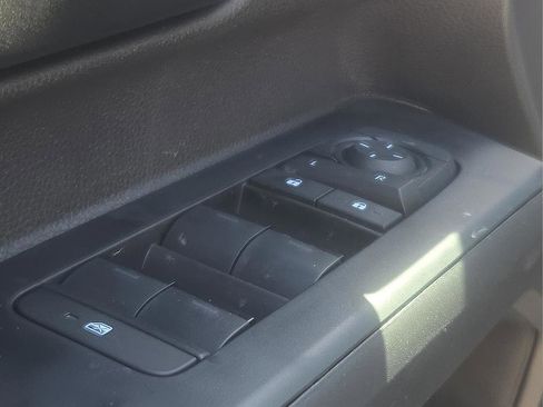 New 2026 Toyota Tacoma SR5 image 18