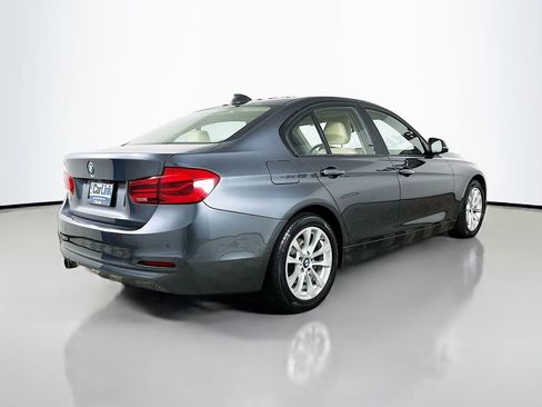 Used 2016 BMW 320i Sedan RWD image 8