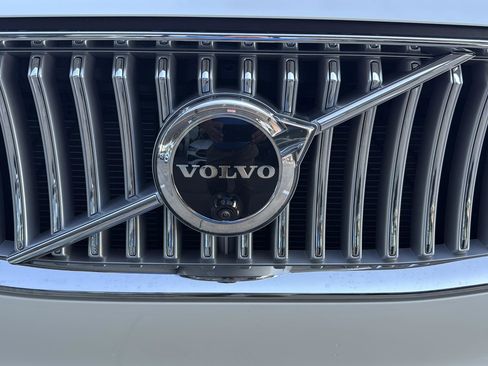 Used 2025 Volvo XC90 B6 Ultra w/ Protection Package AWD/4WD image 54
