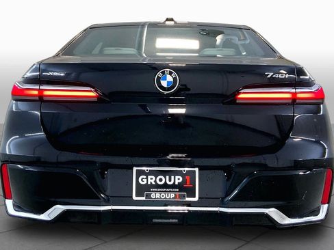 New 2026 BMW 740i xDrive w/ Executive Package AWD/4WD image 4
