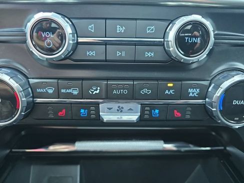 Used 2023 Ford F150 Lariat AWD/4WD image 24