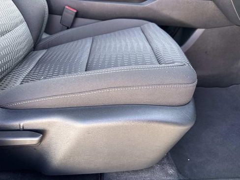 Used 2026 Chevrolet Equinox LT FWD image 31