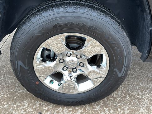 Used 2023 RAM 1500 Big Horn image 11