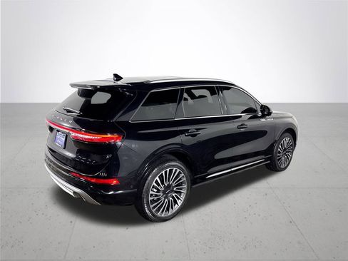 Used 2022 Lincoln Corsair Reserve w/ Equipment Group 201A image 6