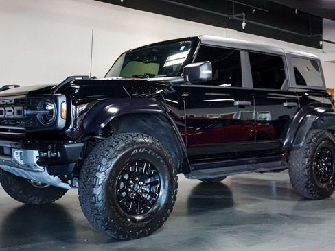 Used 2023 Ford Bronco Raptor AWD/4WD image 3