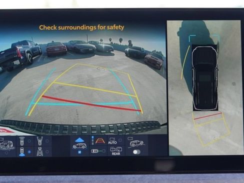 Used 2025 Toyota 4Runner Trailhunter image 37