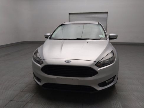 Used 2018 Ford Focus SE w/ SE Appearance Package FWD image 15