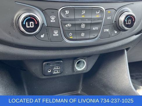 Certified 2023 Chevrolet Traverse RS w/ LPO, Floor Liner Package AWD/4WD image 18