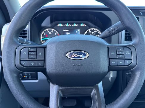 New 2026 Ford F250 XL w/ XL Chrome Package image 20