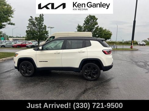 Used 2019 Jeep Compass Latitude AWD/4WD image 8