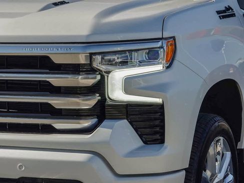 Used 2023 Chevrolet Silverado 1500 High Country w/ High Country Premium Package image 8