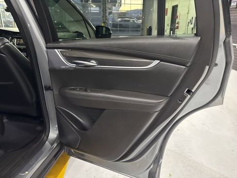 Used 2024 Cadillac XT6 Sport w/ Technology Package image 36