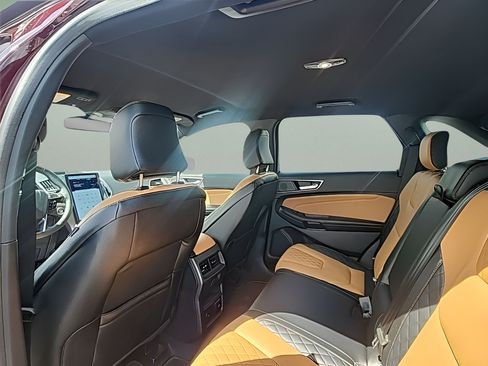 Certified 2024 Ford Edge Titanium w/ Titanium Elite Package AWD/4WD image 22