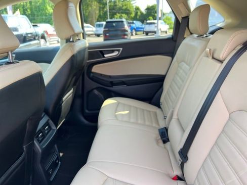 Certified 2022 Ford Edge SEL w/ Convenience Package image 27