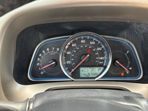 Used 2013 Toyota RAV4 Limited AWD/4WD image 28