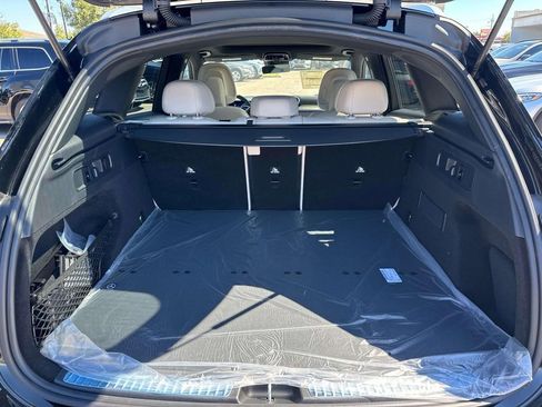 New 2026 Mercedes-Benz GLC 300 4MATIC image 6